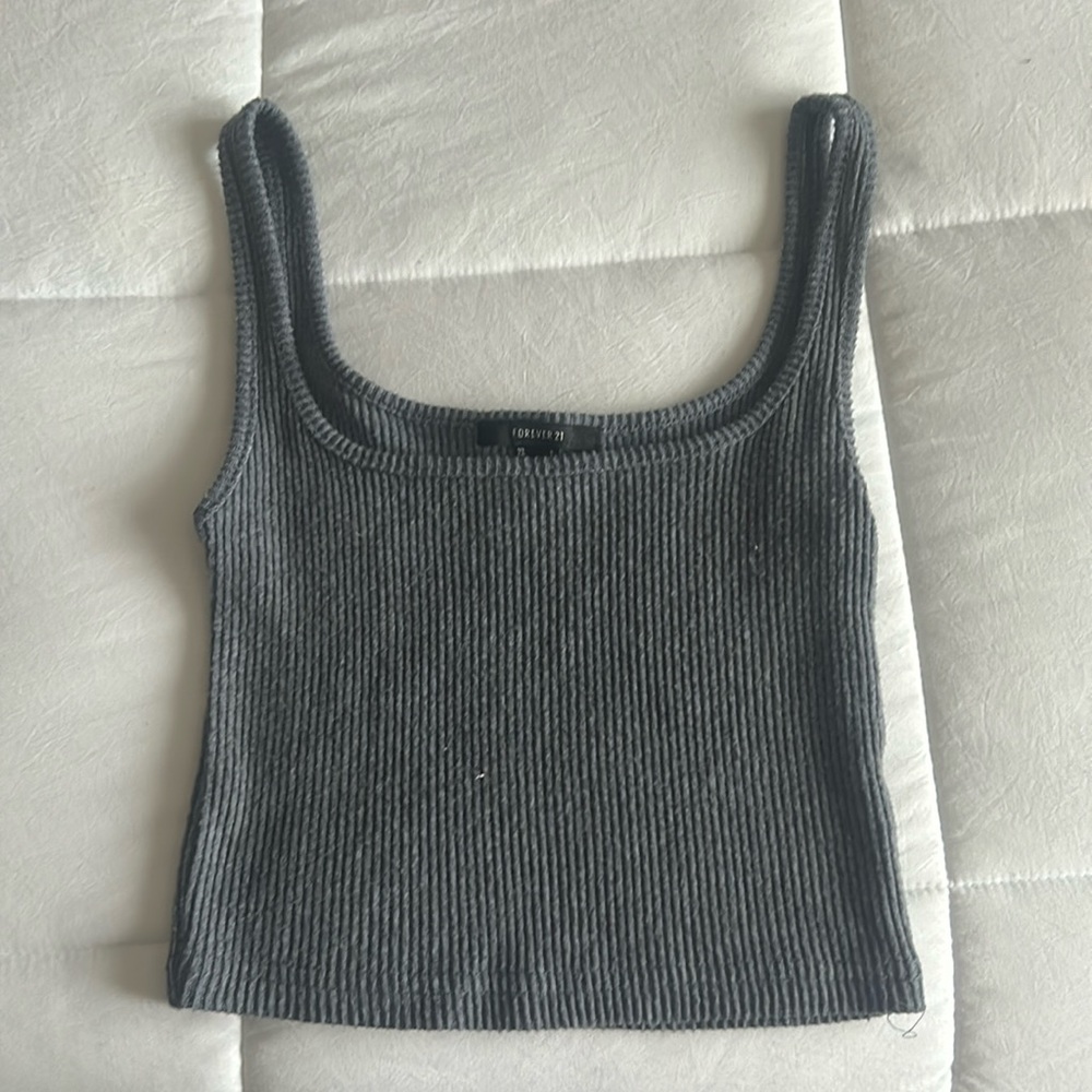 Forever 21 gray tank top size small